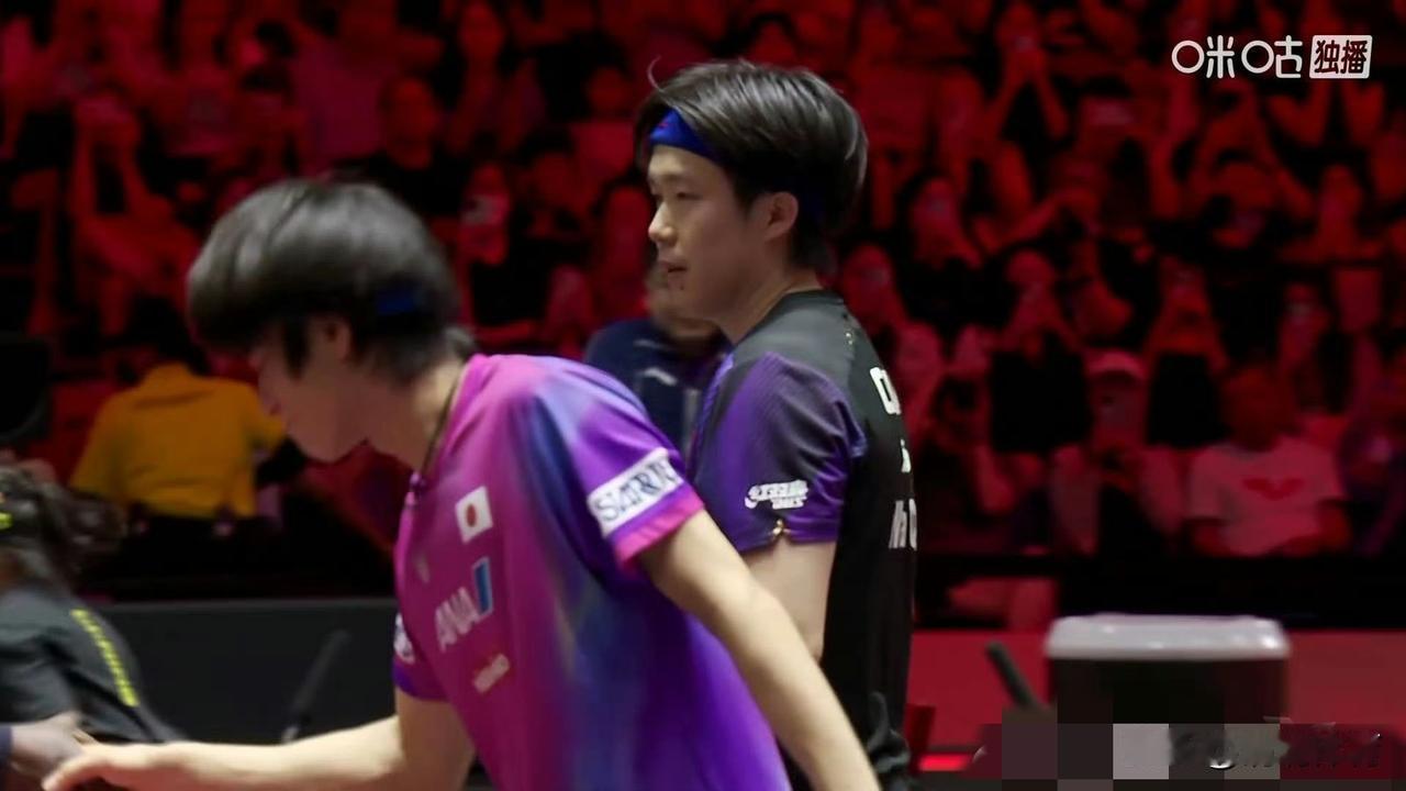 王楚钦3比0户上隼辅（9，8，5）
林德3比0贝塔斯迈尔（8，7，9）
晋级20