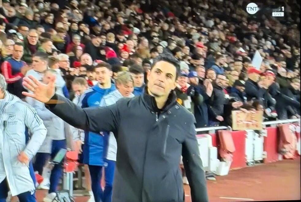 阿森纳2比1狼队 阿尔特塔的球队在最近8场各项赛事只有2次零封，而在这之前的8场