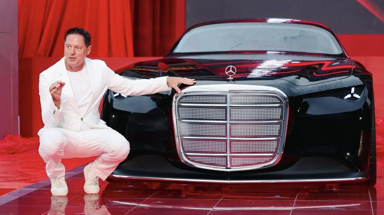 奔驰传奇设计总监即将离职
奔驰首席设计官戈登·瓦格纳将在任职28年后离职，奔驰的