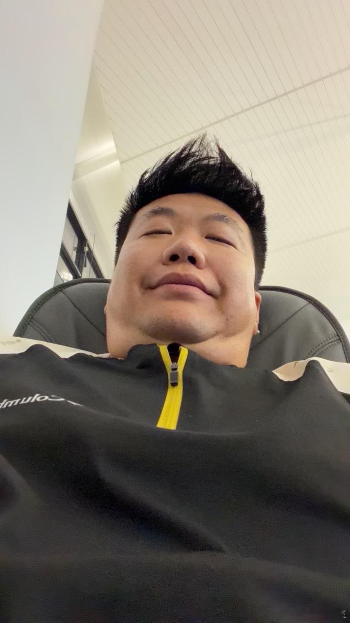 人胖的时候感受不到自己胖我真的很难受 ​​​