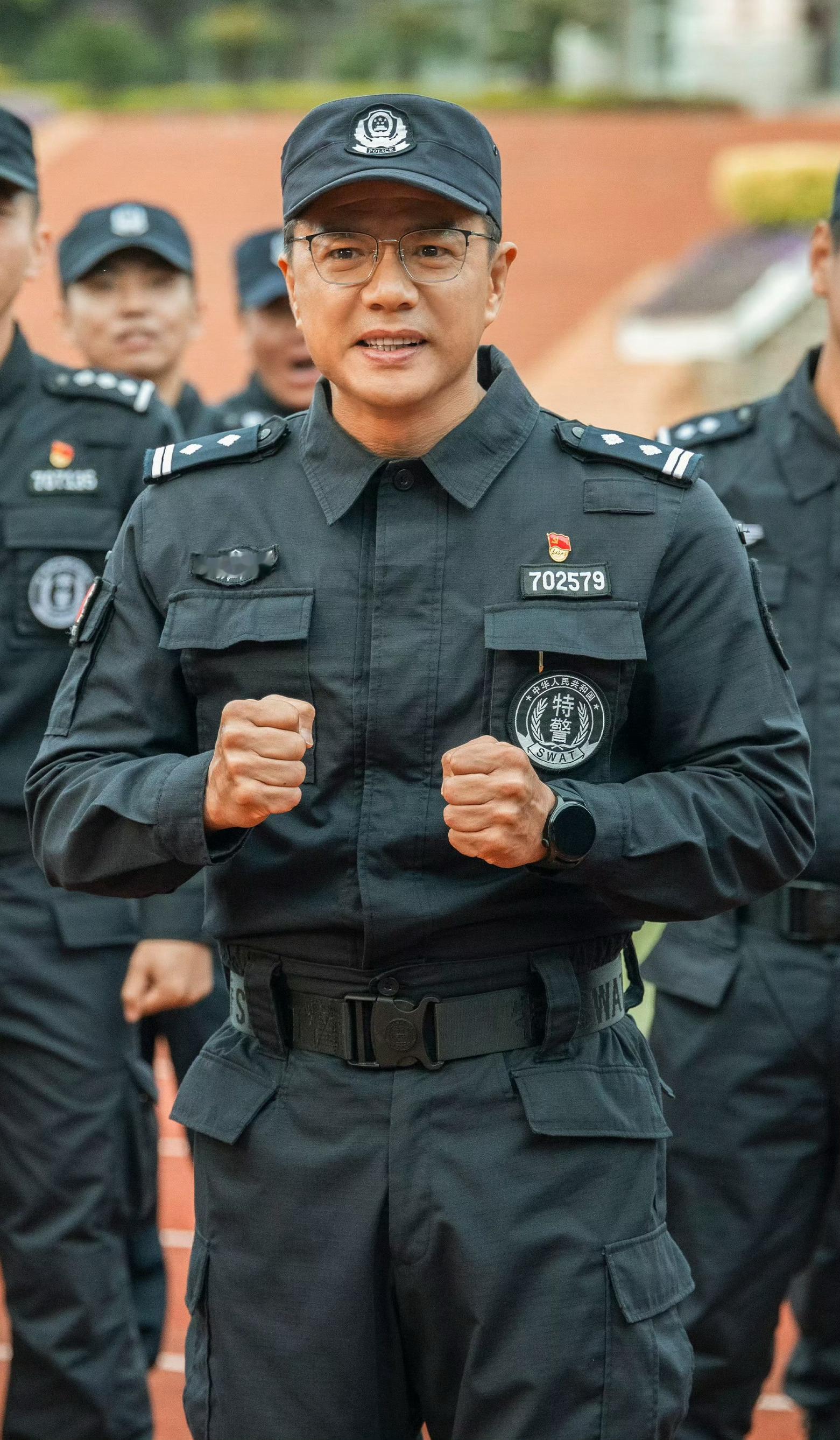 谭彦瘦下来就拥有了段奕宏的小腰[馋嘴] ​​​