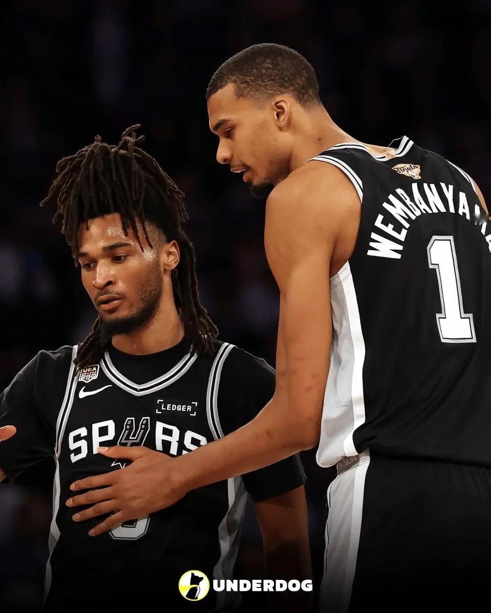🔥历史首对！文班亚马与卡斯尔成总决赛同场20+最年轻队友NBA总决赛，马刺客场