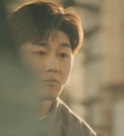 终于有剧拍出了儿子嫌弃老子谁懂这种扎心又好笑的日常！《咱俩谁是谁的爹》儿子穿越成