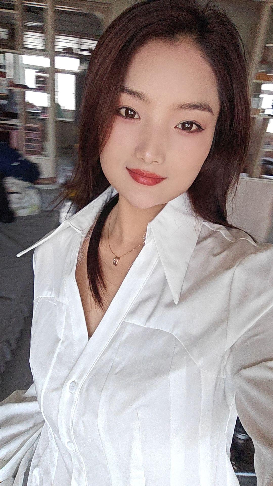 “请开心的度过不会重来的今天” >