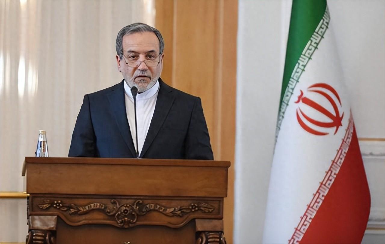 中东告急！沙特等国恐惧：伊朗若垮台，下一个就是我们！

麻烦看官老爷们右上角点击