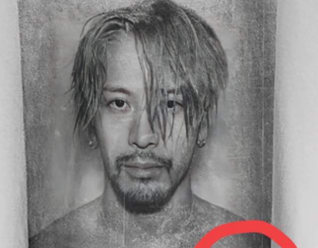 王嘉尔陈冠希重磅联名！肖像T恤“翻车”，被网友吐槽像通缉照