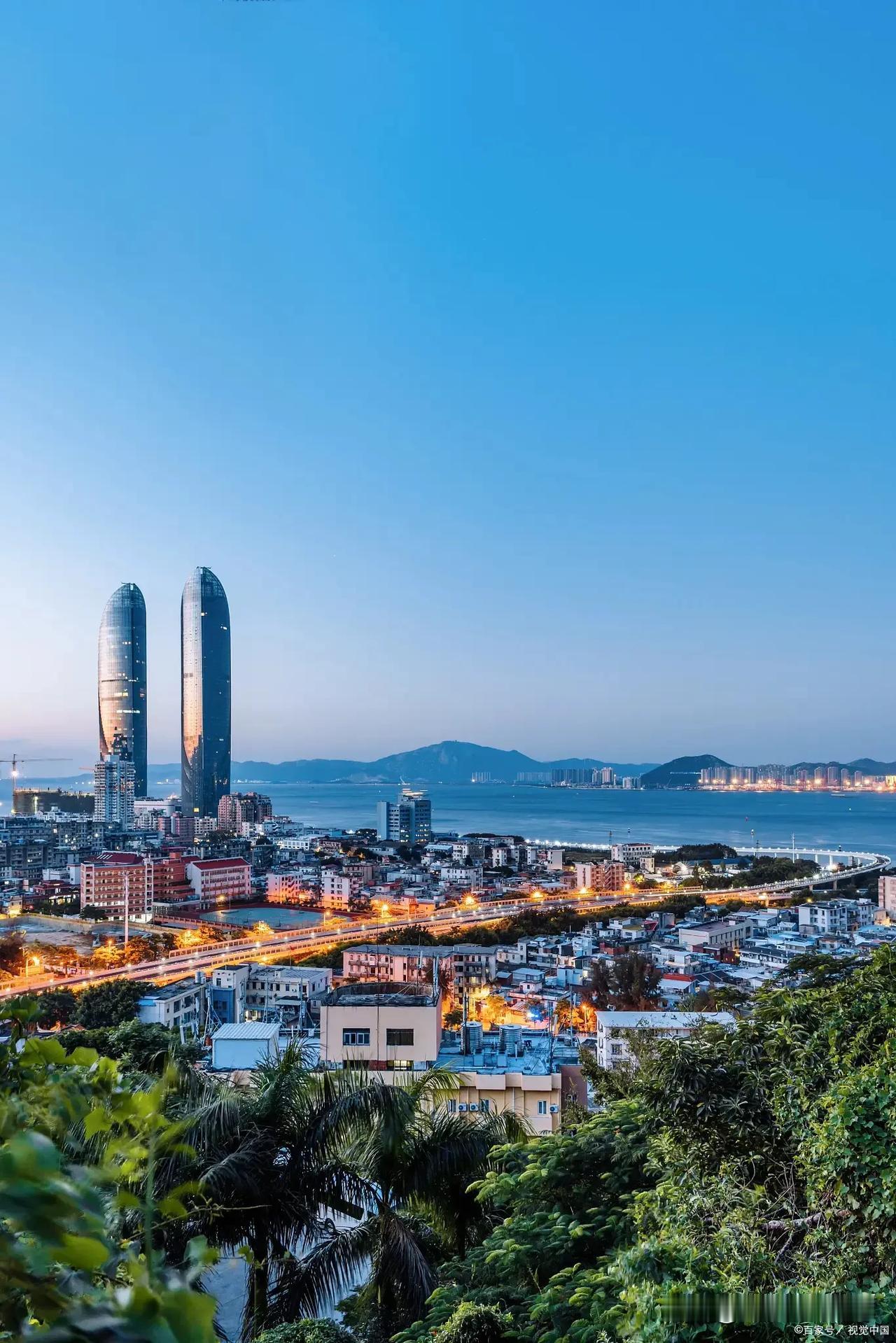 #厦门房子很贵,如果买不起怎么办?#

买不起就先攒钱

买不起就先租房

买不