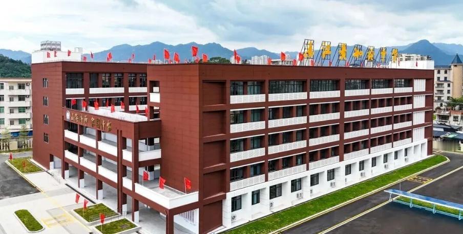 【新增学位超5000个！福州一大波新学校集中亮相】
2026年秋季新学期将至，福