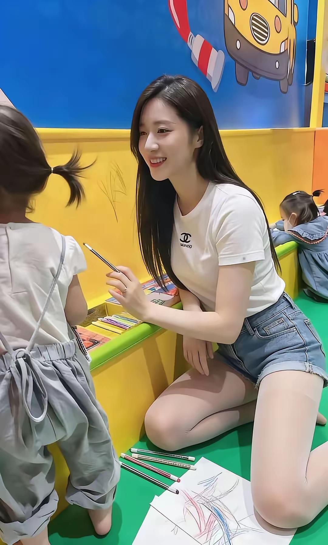 和宝贝一起画画的美好时光🎨👩‍👧对画画的兴趣 我的画画的日常 娃的绘画作品