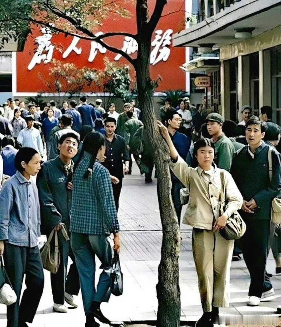 70年代的年轻人Vs 现在的年轻人 ​ ​​​
