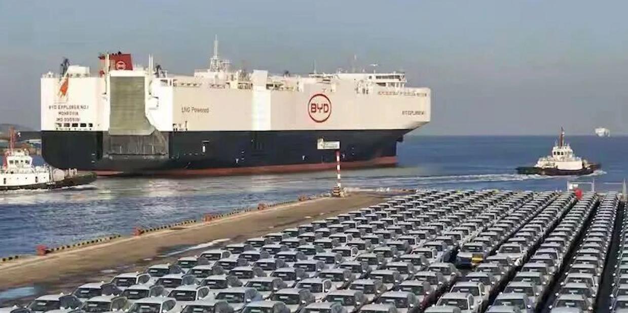 2026年，比亚迪品牌将开启全新技术篇章，迎来重磅技术迭代。全新车型不仅在技术配