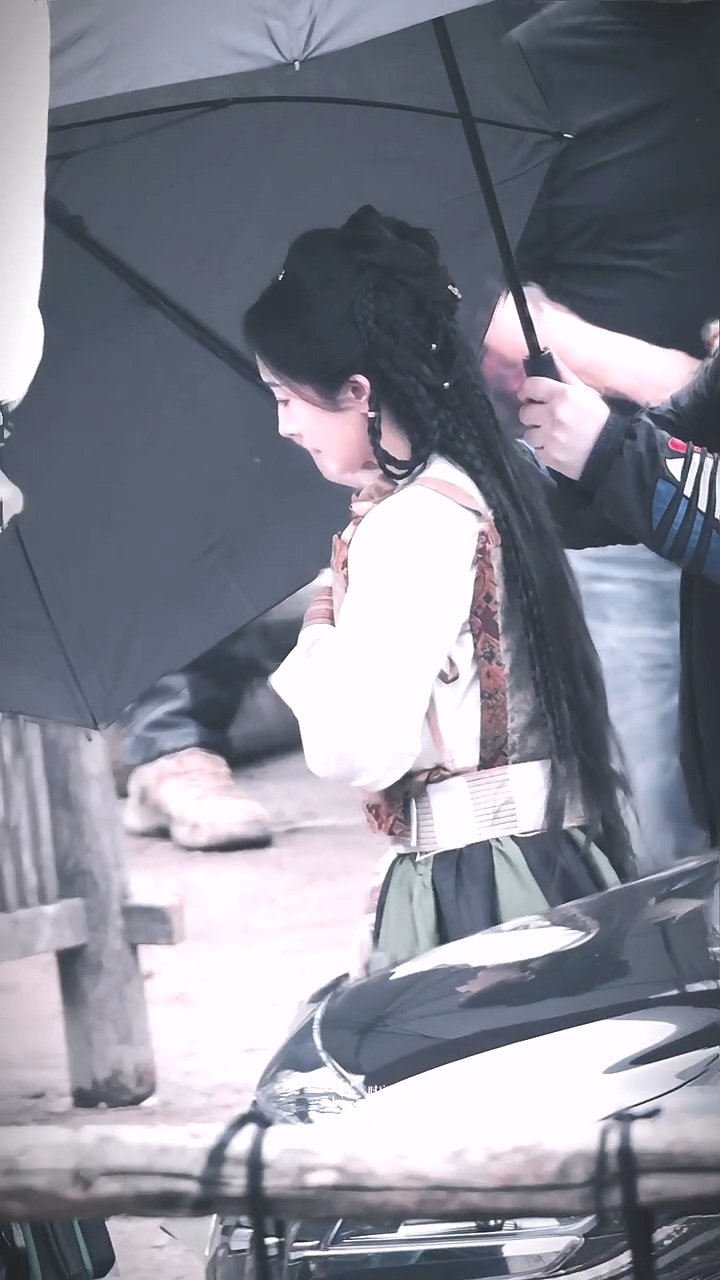 杨幂江山大同首个造型杨幂江山大同异域风造型路透杨幂《江山大同》的首个造型路透出来