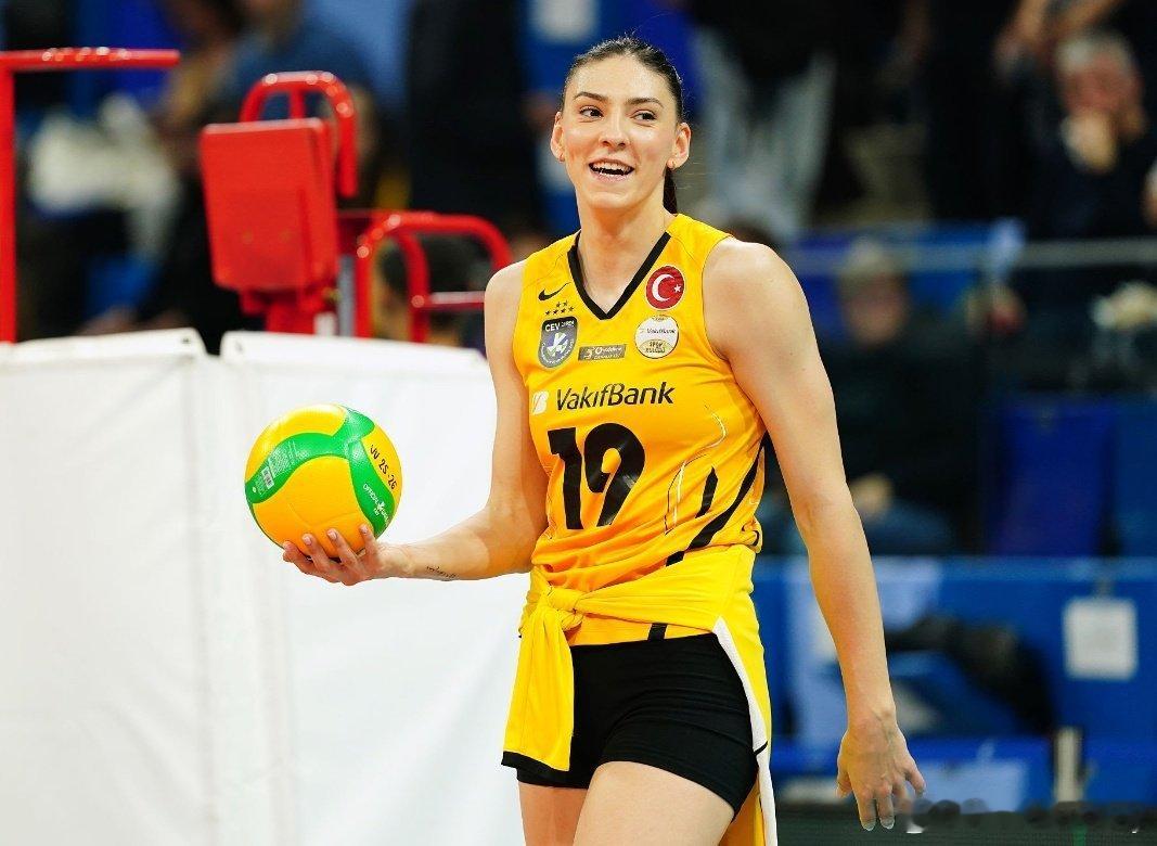 自2015年登录土耳其联赛，博斯科维奇长达3981天的等待或许即将终结。4月16