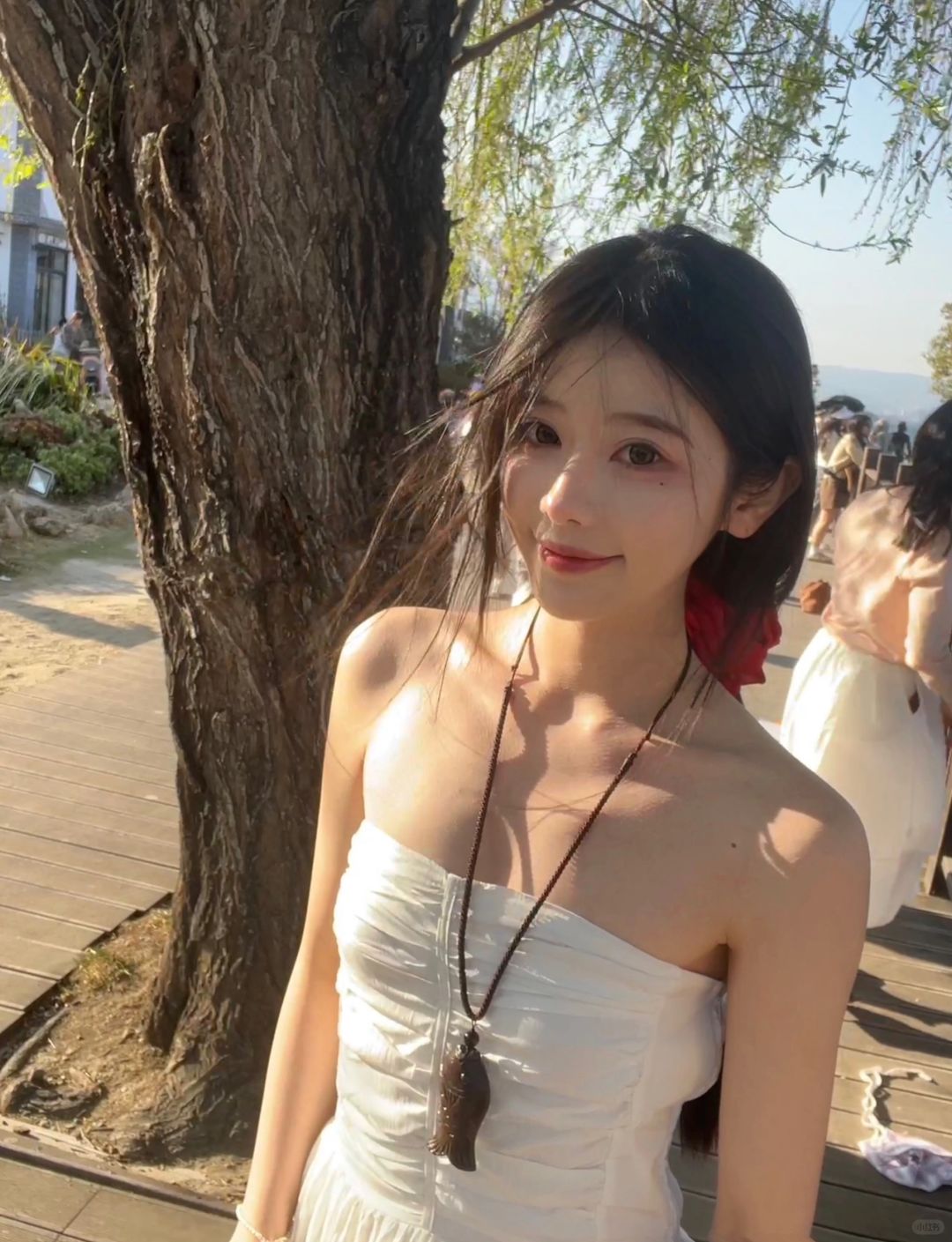 阳光和煦柔软 让人永远愿意活下去