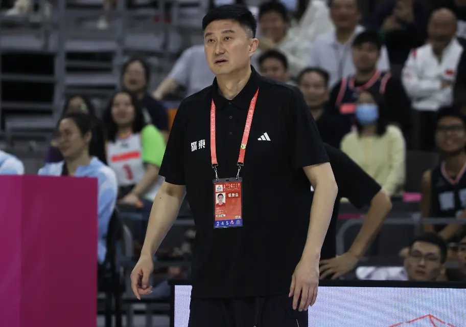 恭喜！杜锋全运夺冠后再任省篮协书记，广东宏远下赛季冲冠目标不变刚带领广东男篮拿下