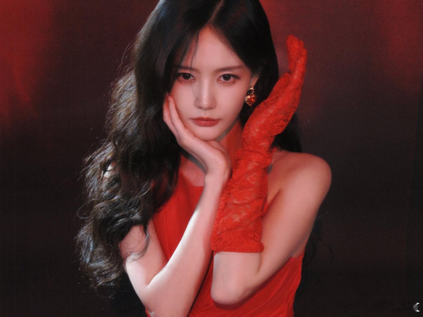 李一桐给大家准备了新年红包 桐姐也太会了！新年红包直接安排上，又甜又宠粉，这份新