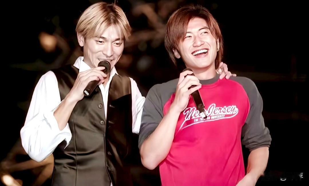 1999年9月17日，是在刘德华的《1999年世界巡回演唱会》台北站上。
 
当