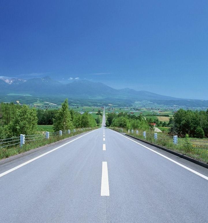 因为感情上的矛盾
长时间用发送前女友裸照
吓唬前女友和她的家人

最后狠心杀死了