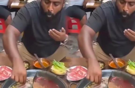 印度阿三太猛了，吃重庆火锅，直接用手伸进锅里抓肉吃，直接烫的嗷嗷叫。这都是印度的