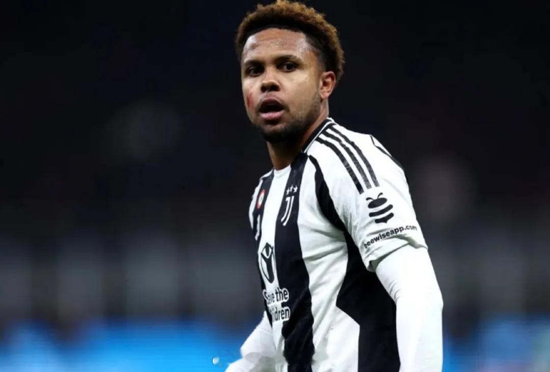 罗马诺消息，尤文正接近续约麦肯尼，谈判已经进入到了最后阶段。在经过了最近几天的新