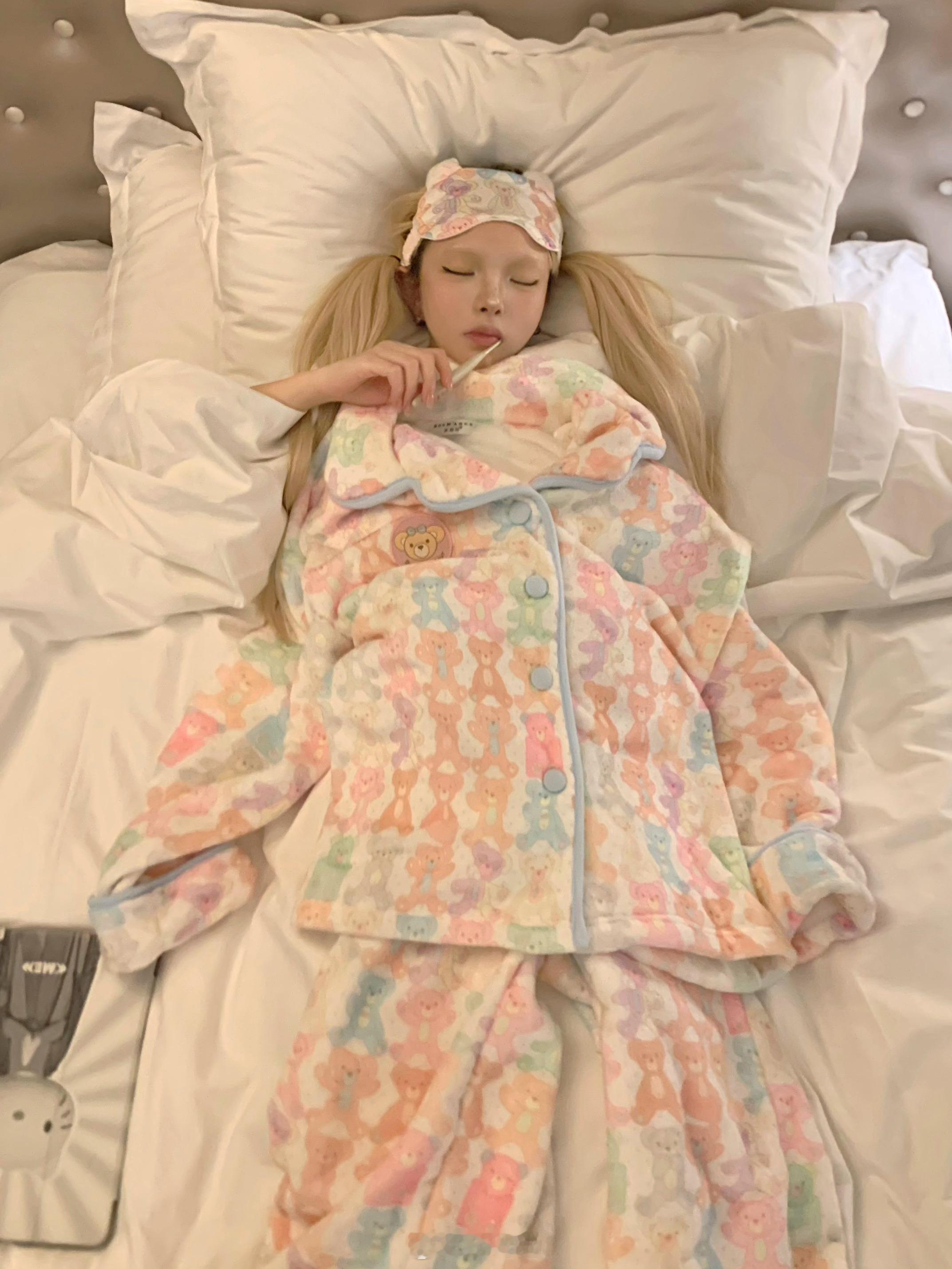 小小日常一则^ ^买了好多新玩具 