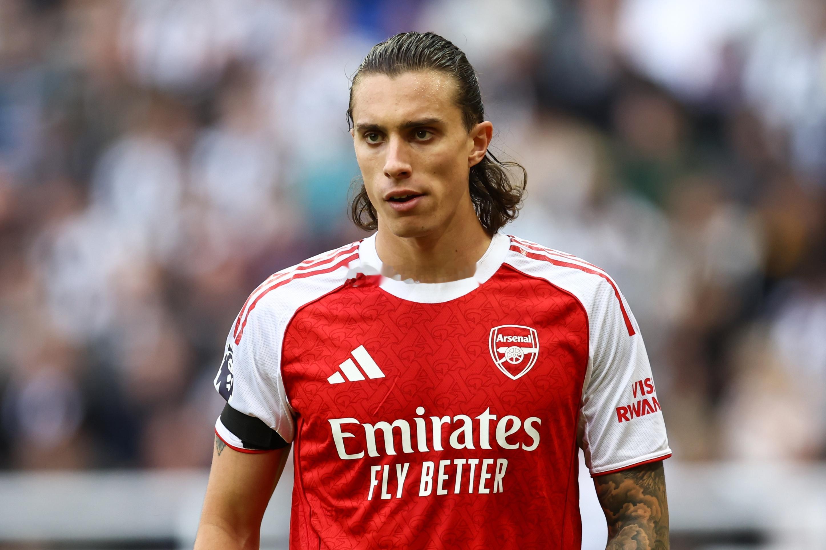 将战维拉！镜报：卡拉很难赶上 廷伯将在赛前测试 哈弗茨接近复出 12月28日讯 