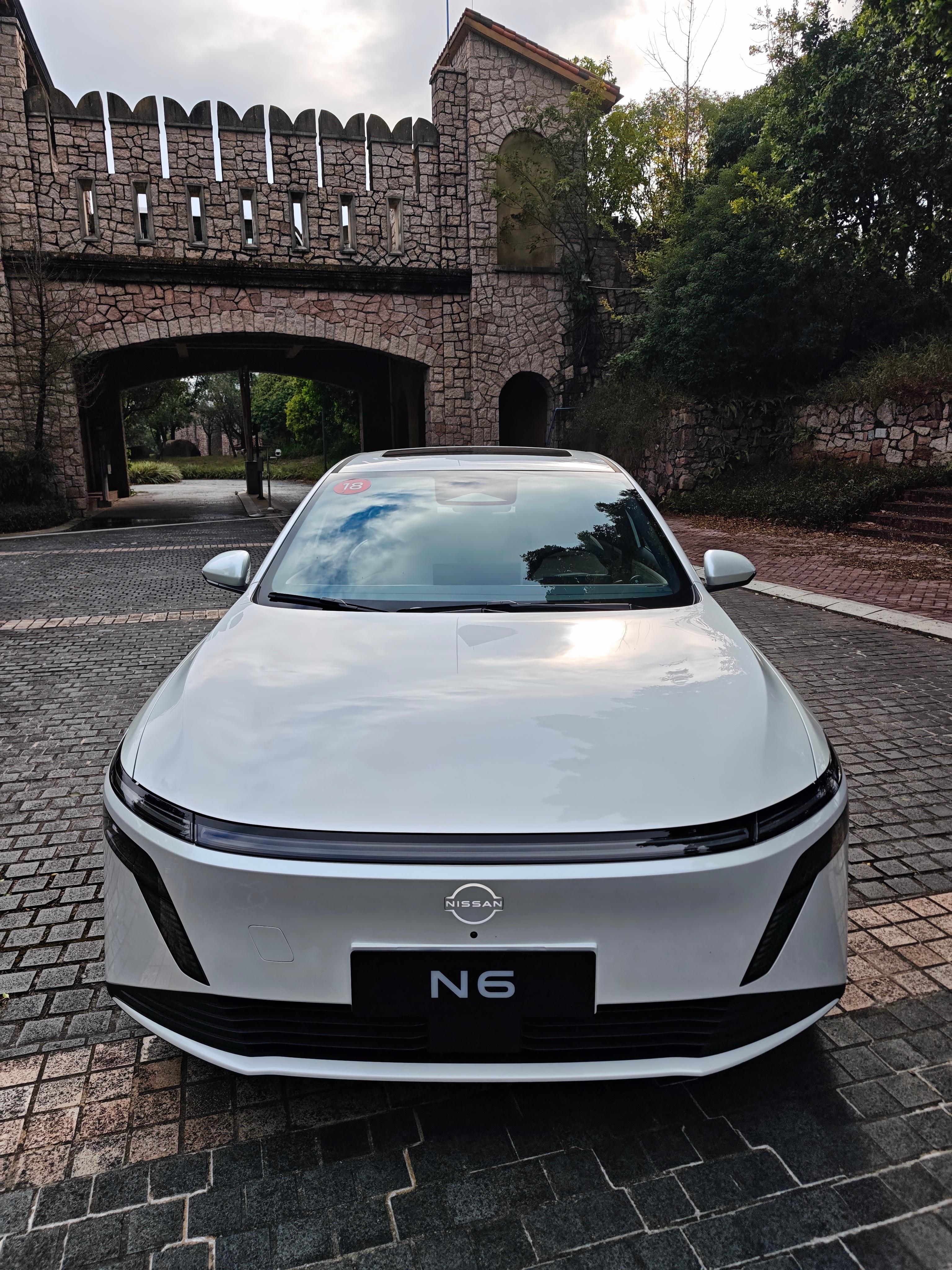 期待一下日产 N6 