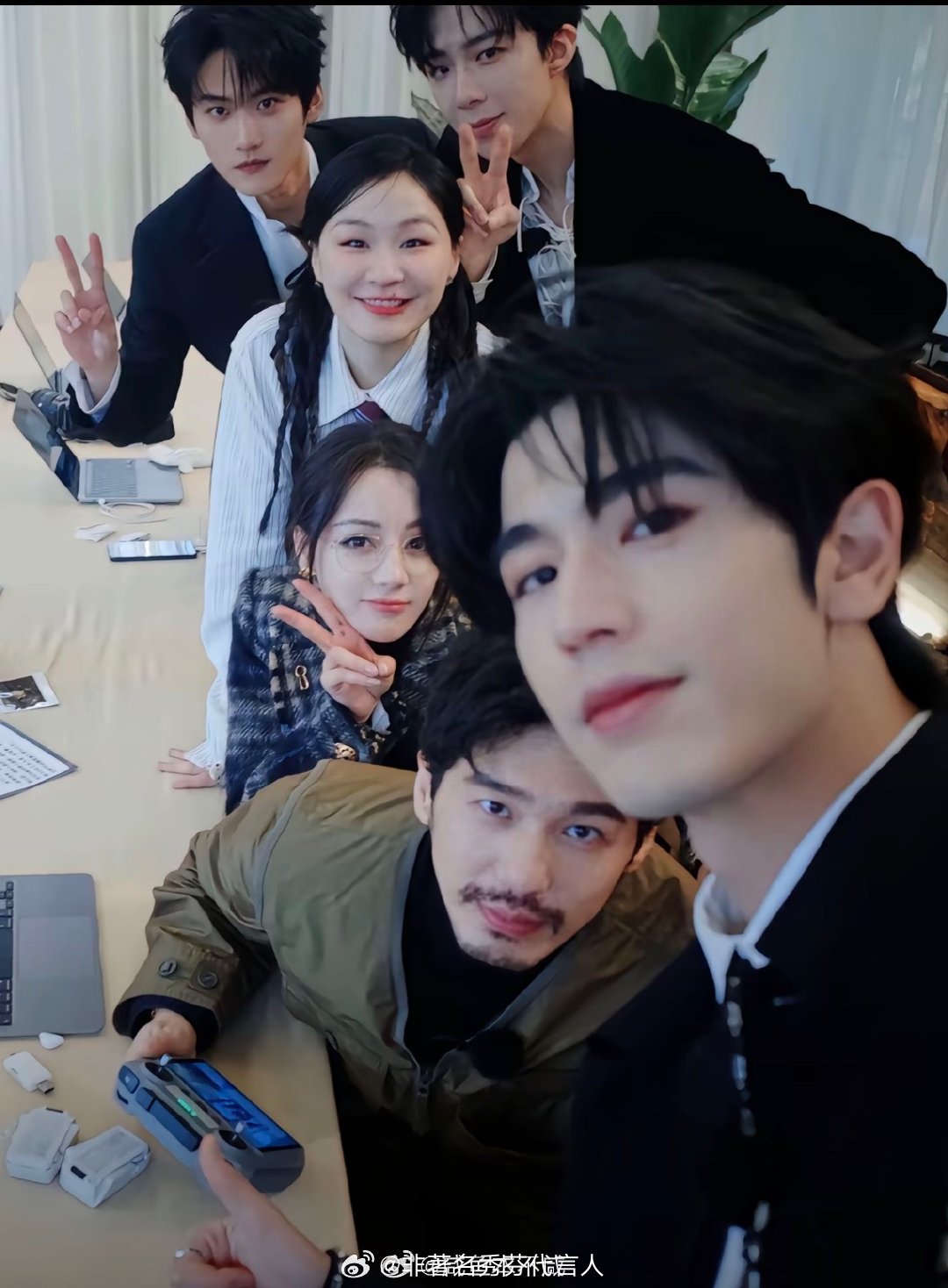 张凌赫知道热巴白宇退出开推的反应有常驻嘉宾从来没有变过的综艺吗？好像很难 