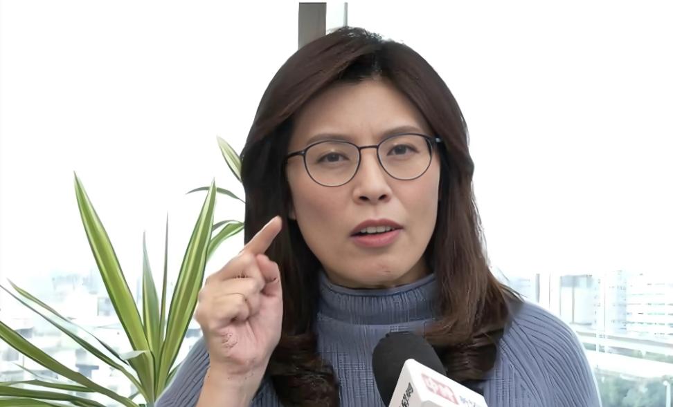 万万没想到，郑丽文说国民党该正面谈统一，敢于与众不同！政坛上敢于谈“统一”的人少