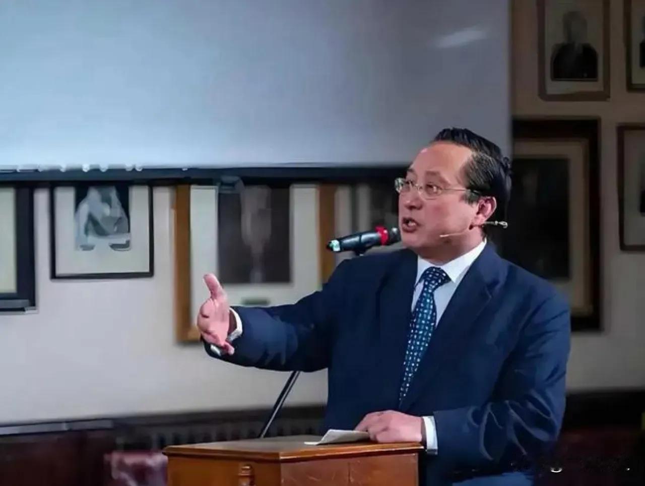 近日，在多哈论坛的一场关于中印边界问题的讨论中，中国学者在面对印度媒体的提问时展