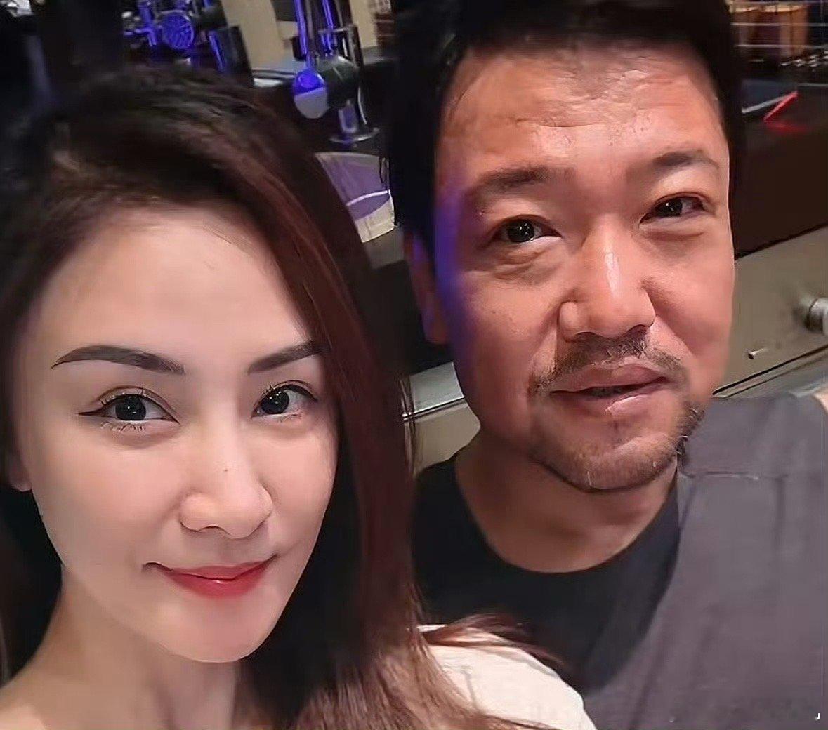 贾冰减肥成功瘦到脱相啊？贾冰瘦成这样了？你们内🐟今年是有什么瘦身kpi吗？ ​