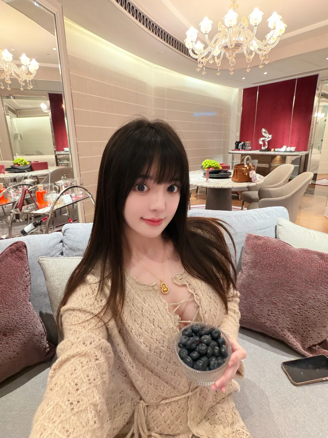 可爱的人说话说一半就会睡着  不知道为亻