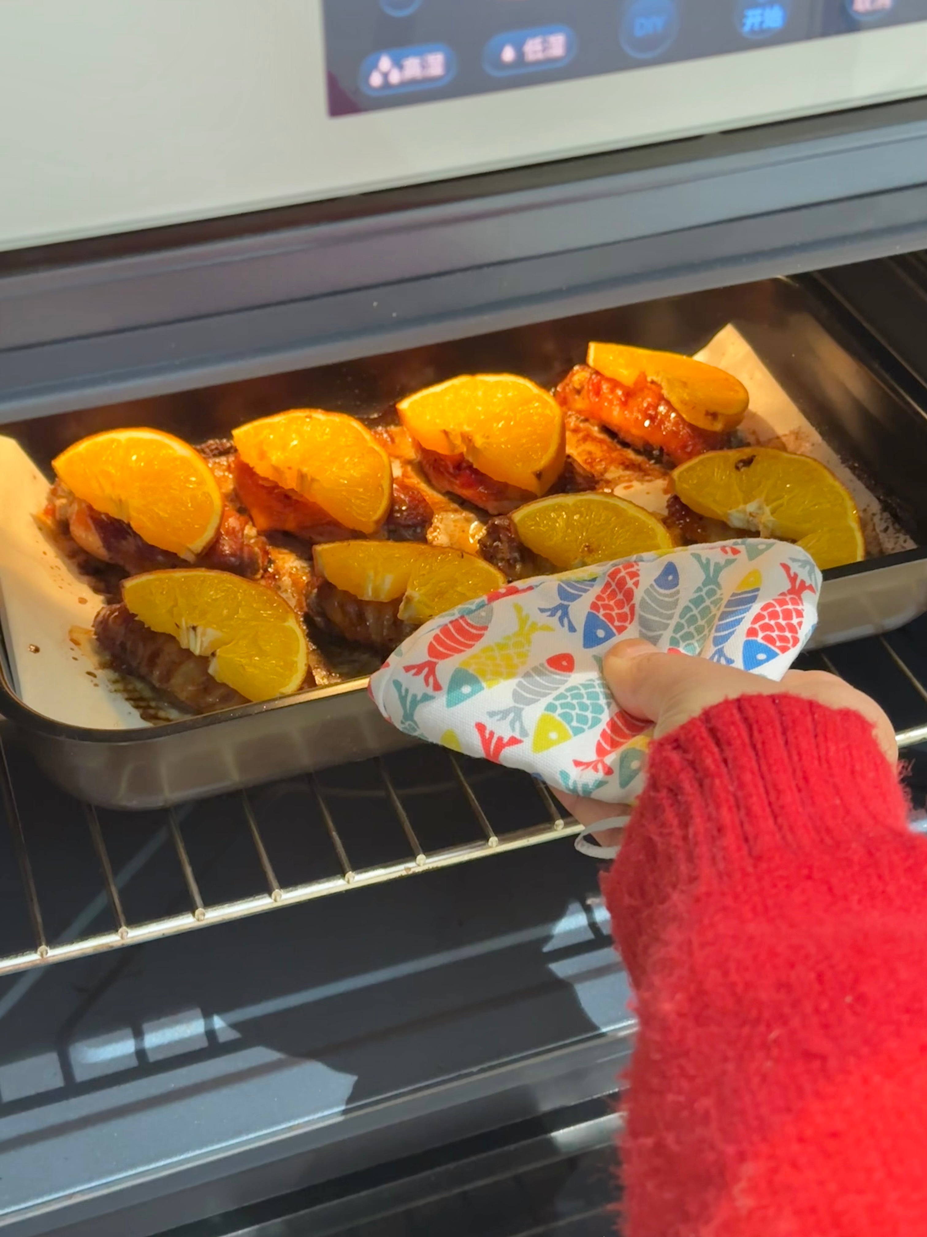 这届年轻人开始整顿年味了！本00后在做了两年的传统年夜饭之后终于受不了了！急需摄