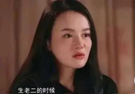 近日，冉莹颖于社交媒体坦言，因丈夫邹市明创业受挫致家庭负债，为减负，她决定出售珍