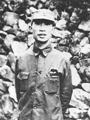 何云，（1905—1942.5.28），原名朱士翘，浙江上虞永和镇人，中共党员，