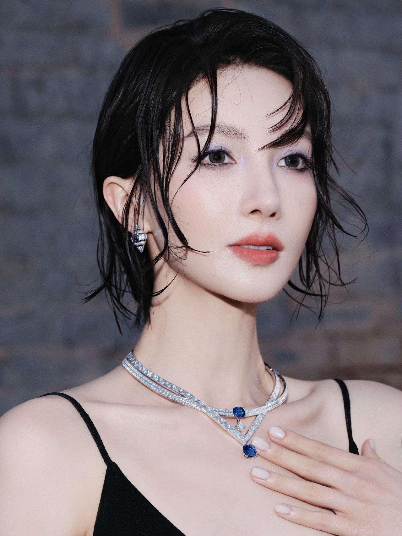 金晨美图分享金晨 金晨跳舞 金晨身高 金晨明星见面会 金晨穿着 新疆金晨 金晨泳