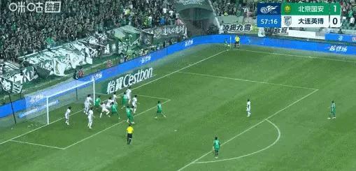 北京国安北京国安中超联赛 连续角球破门击破黑暗！北京国安2-0大连英博 