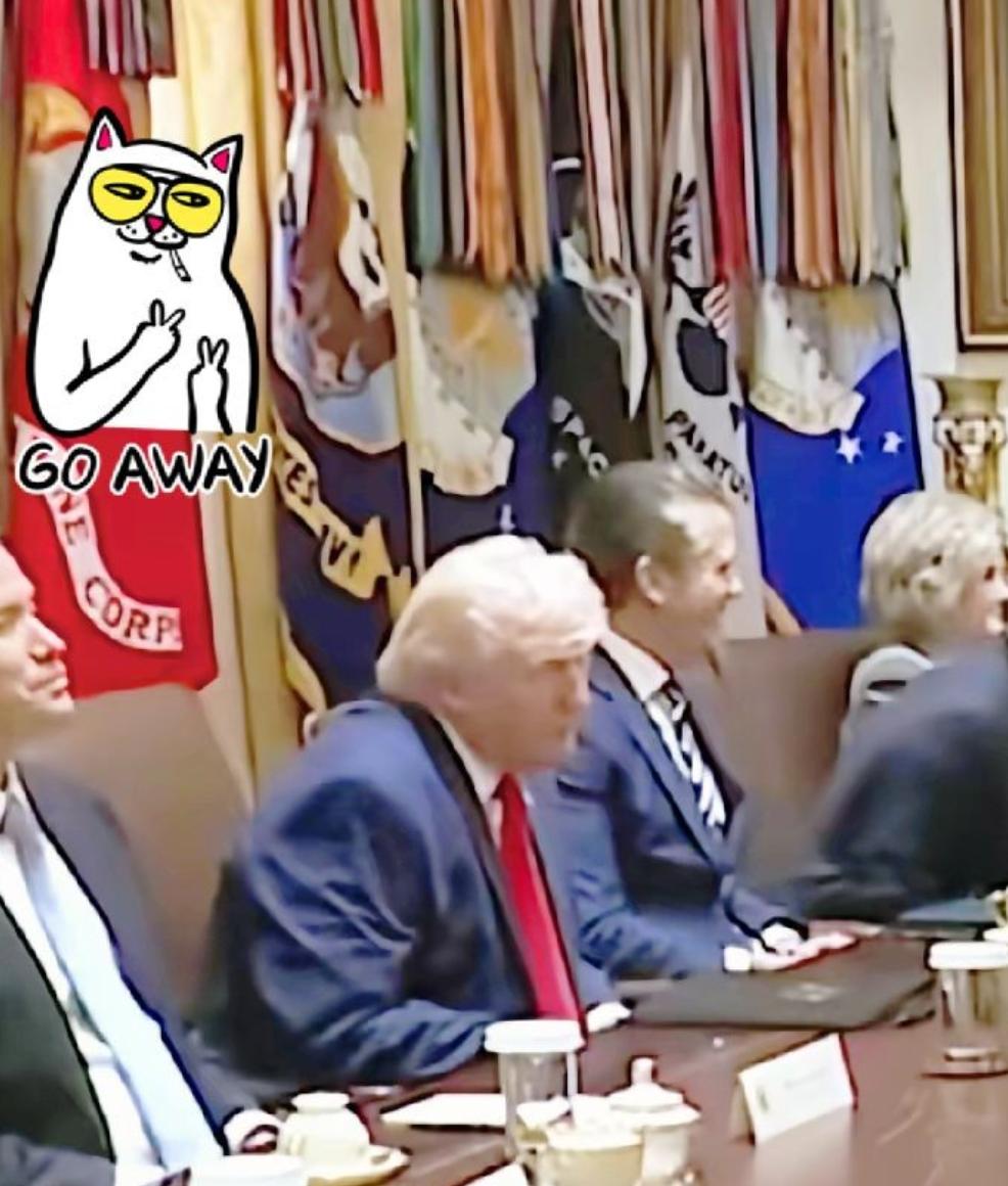 最悲催的就是伊朗打不到美国本土，要是能打到，美国都不敢这么干。

这话最近在中东