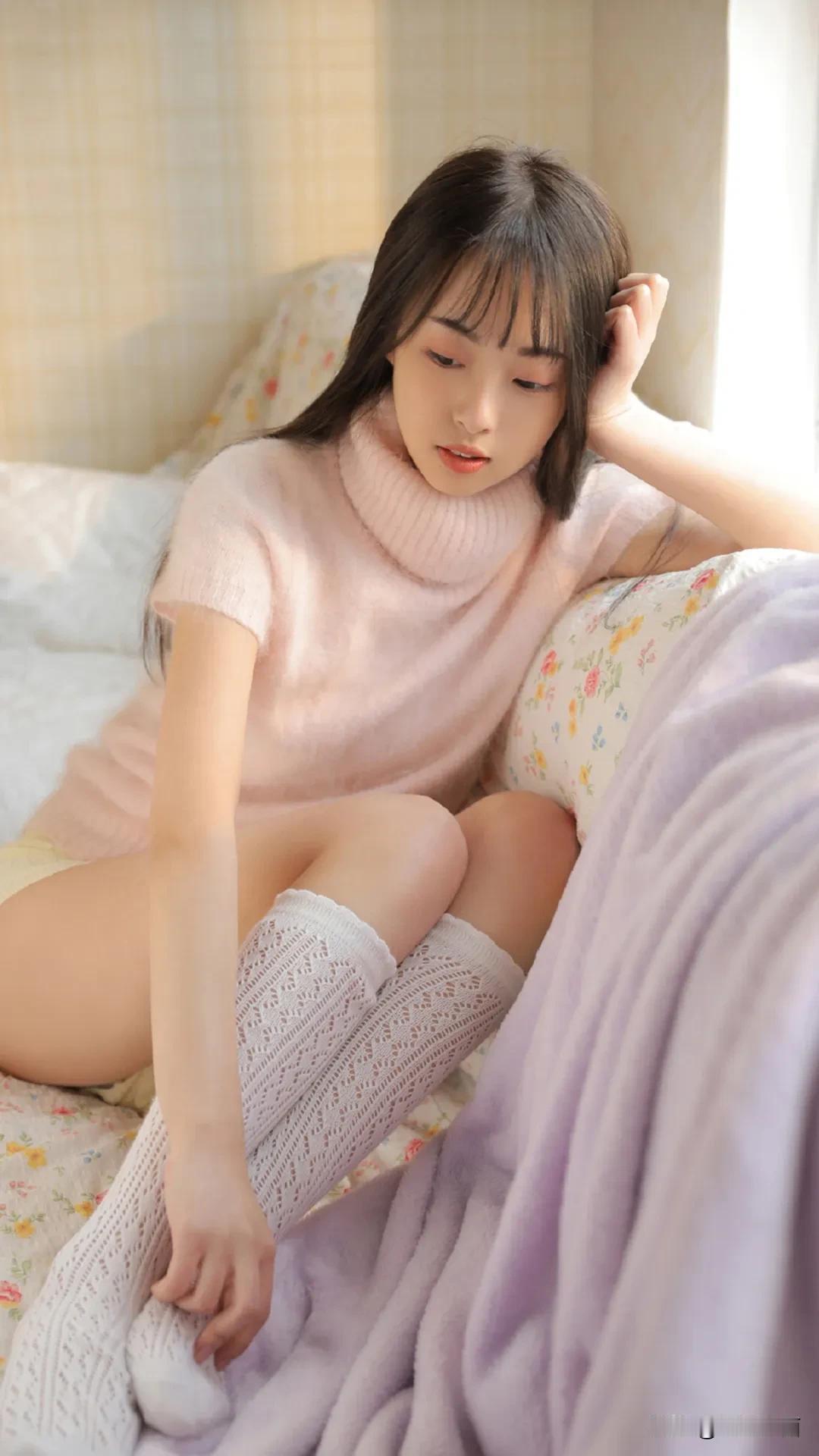 白衣素袜，静待佳人。