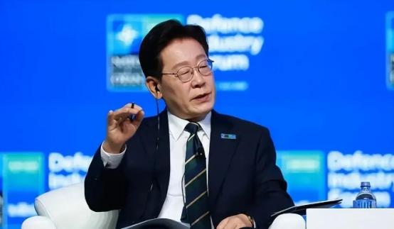 明明无中国代表在场，李在明却送北约两句话！李在明这次在安卡拉北约峰会上的积极姿态