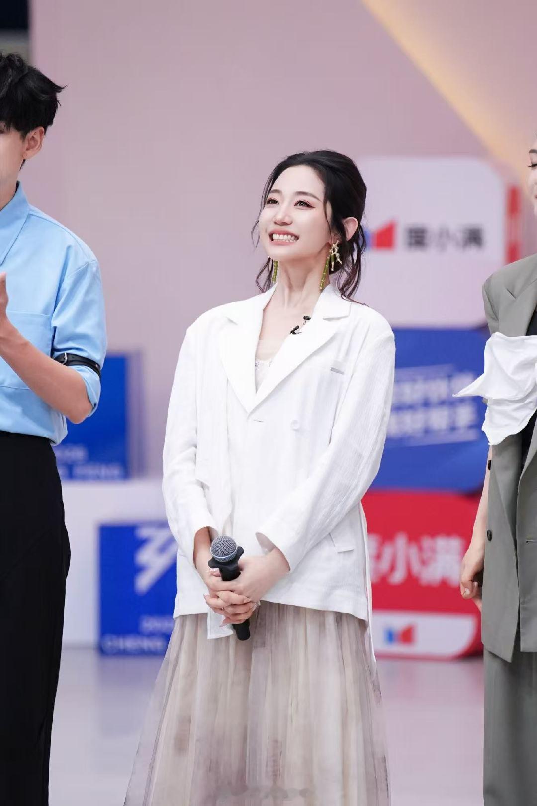 浪姐五公双人舞台歌单乘风2026曾沛慈庄法拿到张力拉满的《怎么说我不爱你》，歌单