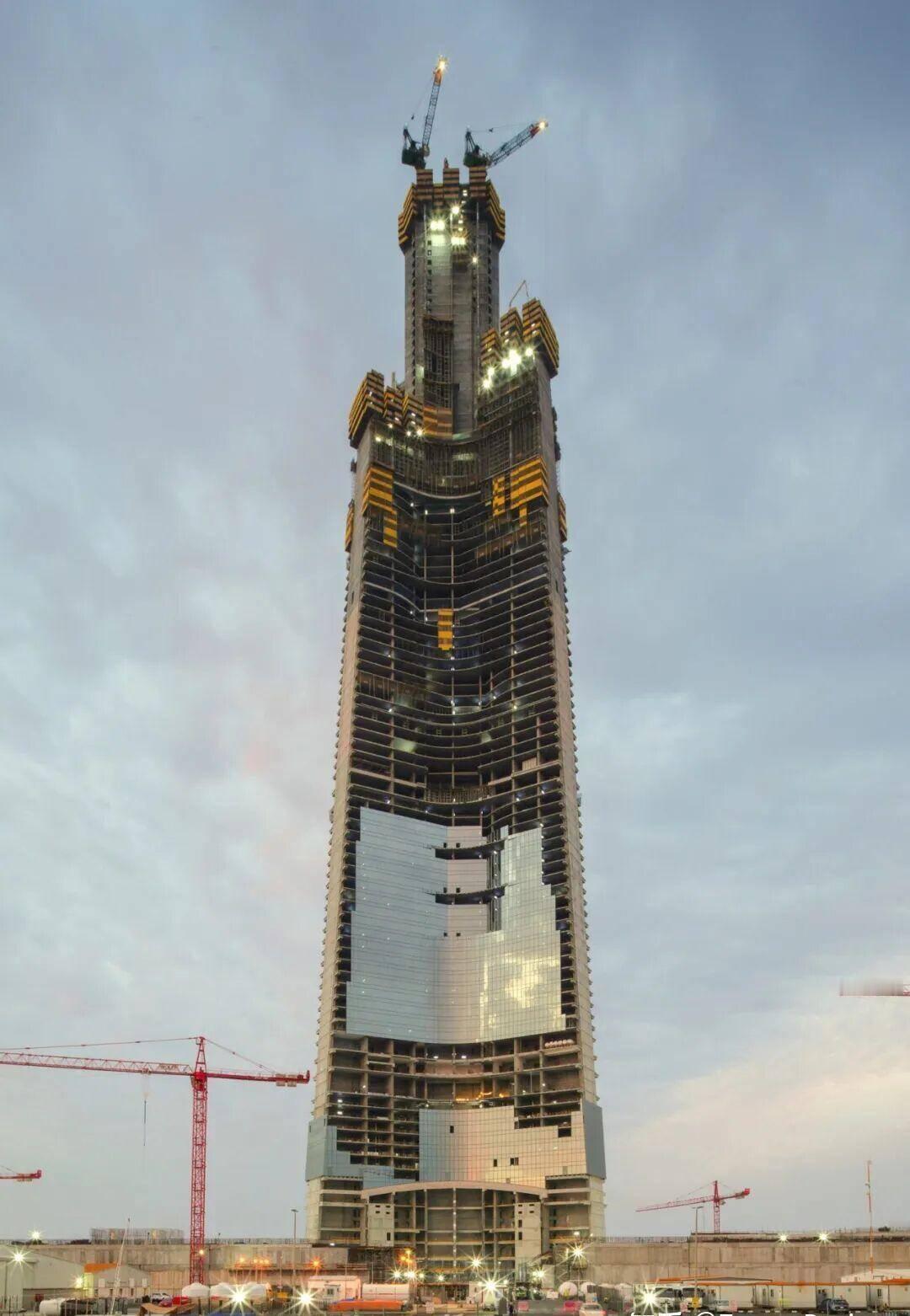 美国、中国、本拉登三方首次合作

全球最高建筑——吉达塔

吉达塔原名国王塔，坐