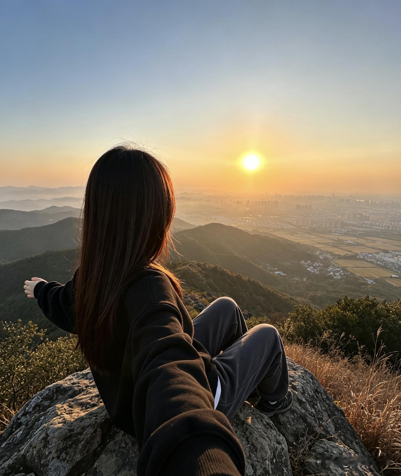 人活着的十五补
 
1、天补

多出门走动，晒晒太阳，呼吸新鲜清风，顺应天时，人