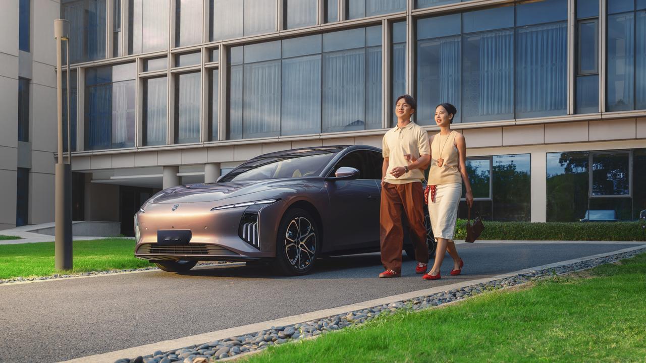 过年回家，车不只是代步工具，更像一家人的“临时客厅”。行李、年货、老人孩子、一路