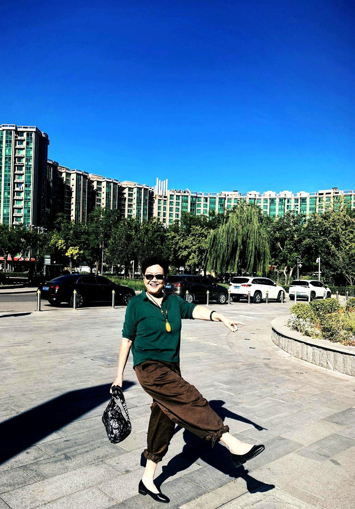 又要折腾有事做了。

我看完那段把1米2小床换成加宽折叠垫的分享，心里直接点头：