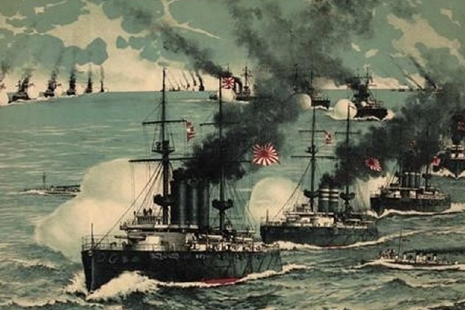 历史的血泪教训，时刻警醒后人！
 
李鸿章低估日本，北洋水师全军覆没，割地赔款，