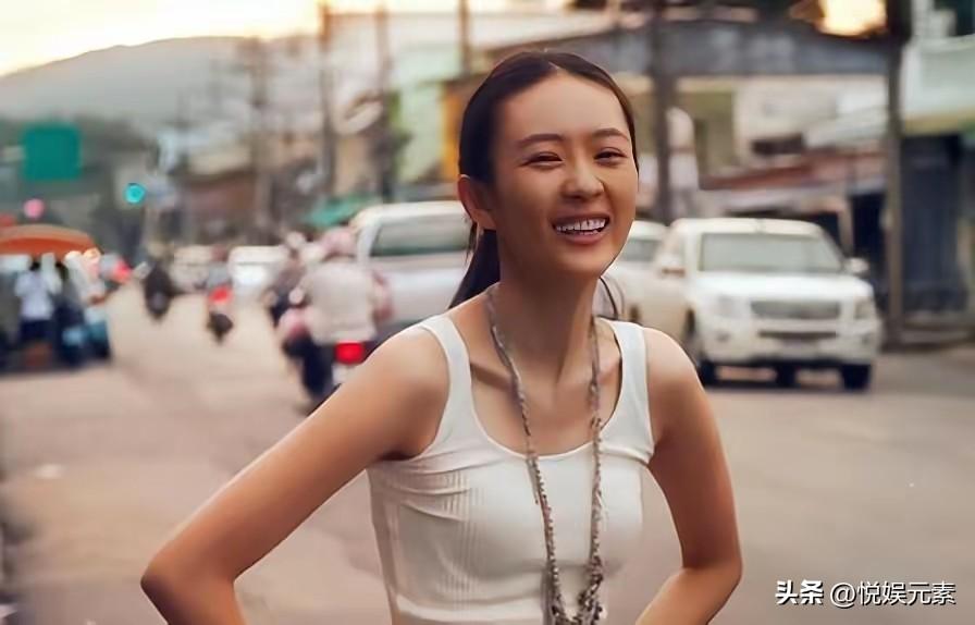 童瑶，长相一般，演技一般，但是心眼不坏。差一点就成了京圈顶级大导演张国立的儿媳。