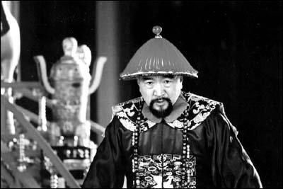 准噶尔灭了，阿睦尔撒纳跑沙俄了，这时候刘统勋站出来了…
乾隆三十八年，一位年逾古