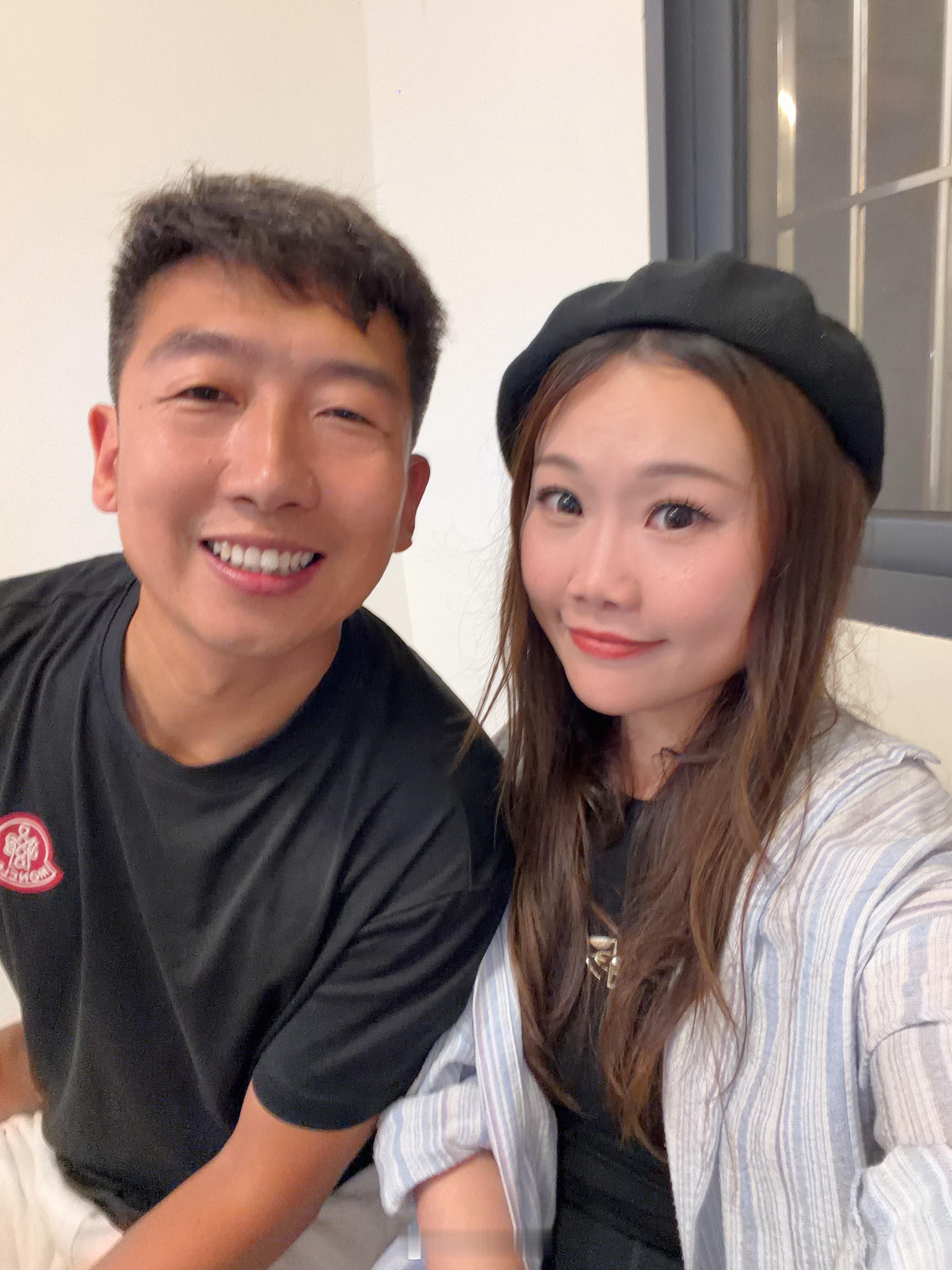 跑赛车最快的，风一样的女子，说起来她还是我们的师姐，我们当年在宁赛考赛照，她就已
