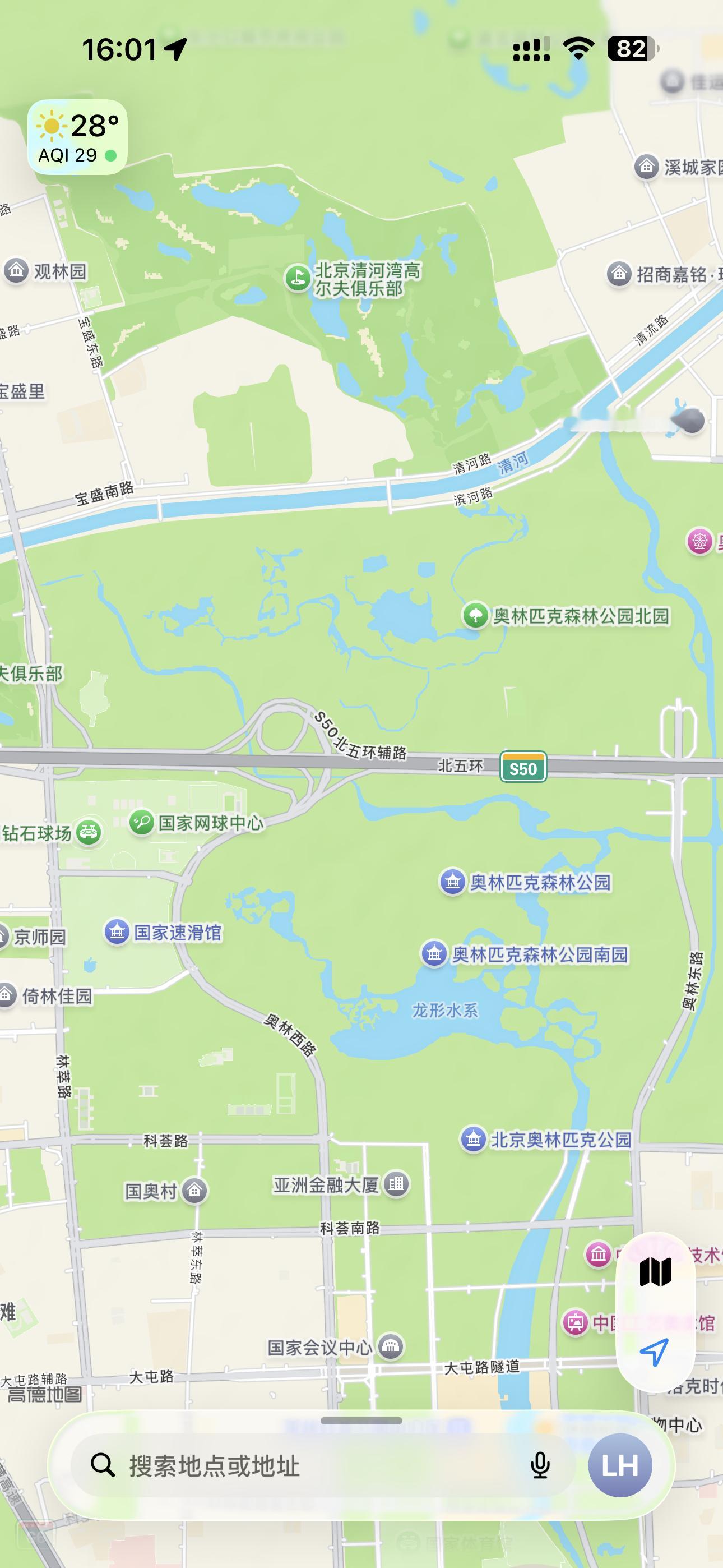 来北京的酒店旁边就是奥体中心，很方便朝圣~~~，可以时隔18年重温北奥的热闹~~